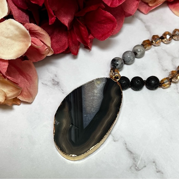 Stunning Natural Stone Beaded Necklace with Gold Dipped Gray Agate Pendant - Picture 13 of 16
